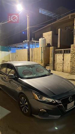 نيسان ألتيما